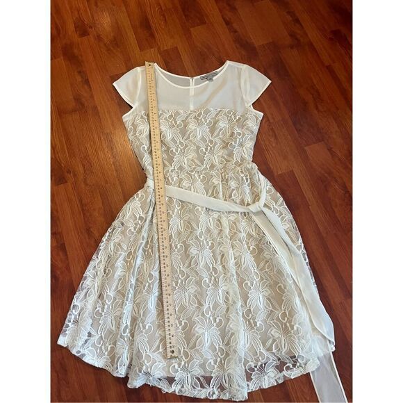 Danny and Nicole Studio Floral Lace Dress size 8 - Picture 9 of 13